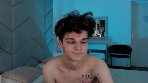 Willie online show from October 19, 11:04 am