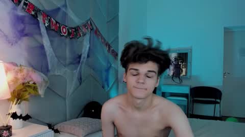 Willie online show from October 23, 10:28 am