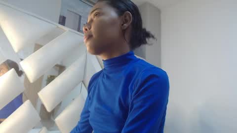 luna online show from April 14, 12:30 pm