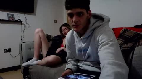 willy_est_95 online show from April 19, 10:23 pm