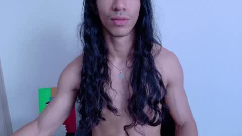 willy_veins online show from May 31, 6:09 pm