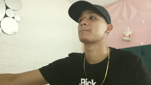 willytal2025 online show from December 22, 2:13 pm