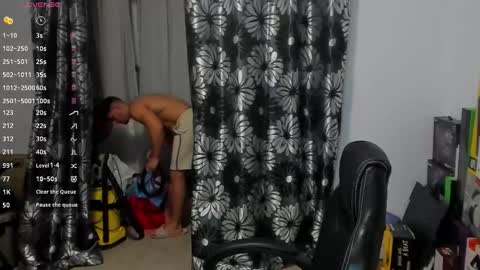 WilsonJules online show from November 15, 3:57 pm