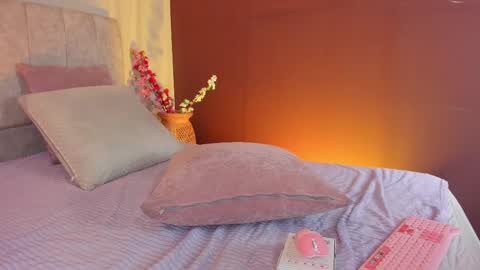 Snapshot of wini_fer chatting on September 20, 7:39 pm Wini Fer online show from September 20, 7:39 pm