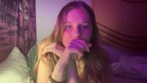 winnie online show from December 16, 2:52 am