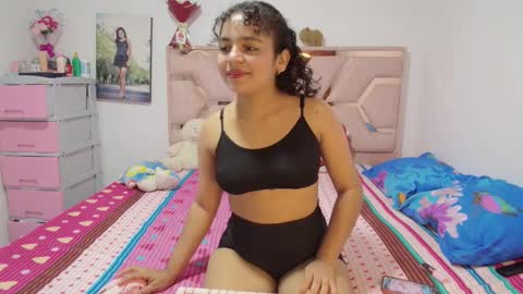  Winnifer Gonzalez  online show from March 29, 4:03 am