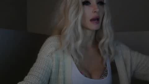 WishGoddes online show from October 19, 7:07 pm