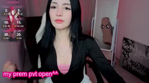 Vivian online show from December 5, 6:34 am