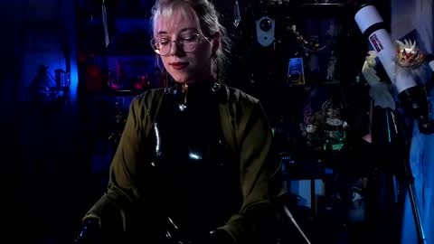 Snapshot of witch_fiona chatting on February 17, 7:44 pm Goddess of two strapons  - Mr. long Don Mr. Pinky online show from February 17, 7:44 pm