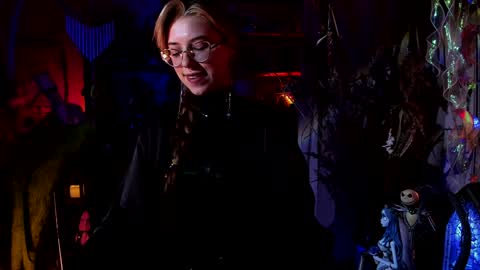 Snapshot of witch_fiona chatting on January 5, 7:49 pm Goddess of two strapons  - Mr. long Don Mr. Pinky online show from January 5, 7:49 pm