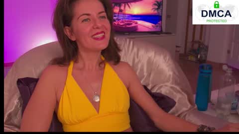 Snapshot of witch_in_silk chatting on September 14, 9:05 pm Witch in Silk online show from September 14, 9:05 pm