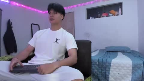 Ken online show from April 28, 3:00 am
