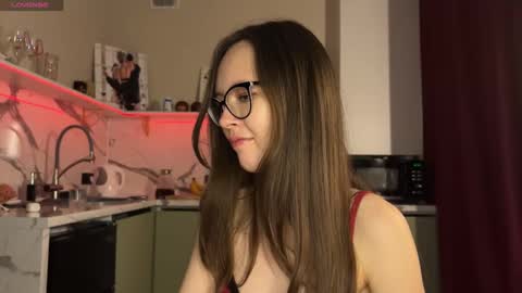 Snapshot of withlovebella chatting on February 12, 2:54 pm Isobelle online show from February 12, 2:54 pm
