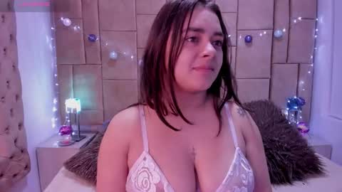 Andrea  online show from September 12, 4:58 am