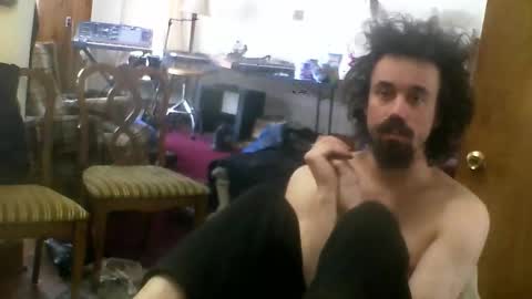 eski online show from February 13, 7:28 pm