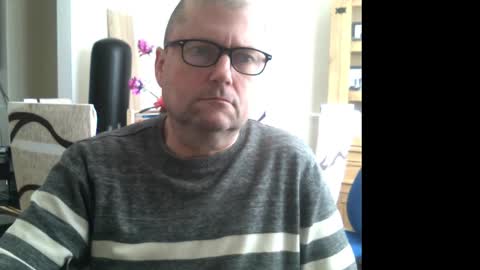 Snapshot of wobble444 chatting on February 27, 10:11 am wobble444 online show from February 27, 10:11 am