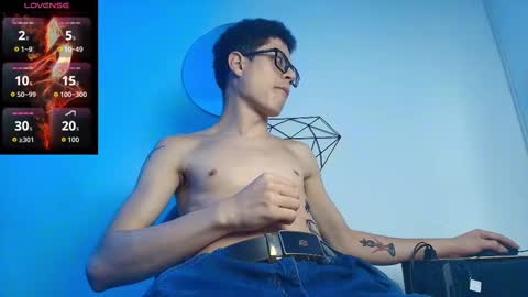  W O L F  online show from September 27, 12:47 pm