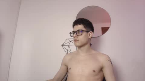  W O L F  online show from September 14, 1:56 pm