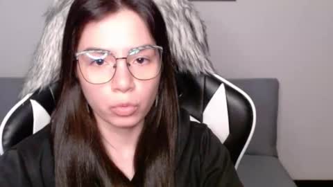 Alex online show from November 13, 3:09 am