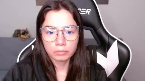 Alex online show from April 4, 2:29 am