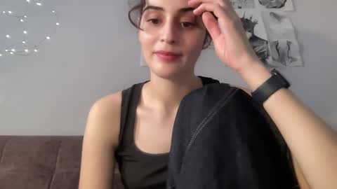 Stia online show from October 3, 6:21 am