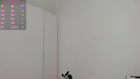 Amalia online show from December 3, 7:47 pm