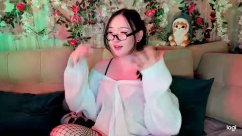 Wonhee online show from June 29, 10:15 am