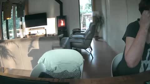 woodwurm and Snoeske online show from February 15, 7:51 am