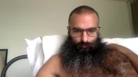 woof_wolf37 online show from March 4, 4:59 pm