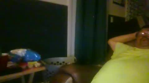 Snapshot of woperator3 chatting on December 21, 10:39 am woperator3 online show from December 21, 10:39 am