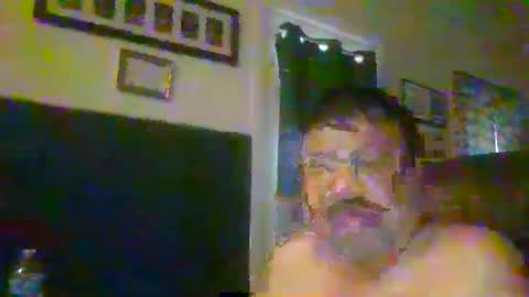 Snapshot of woperator3 chatting on December 22, 10:47 pm woperator3 online show from December 22, 10:47 pm