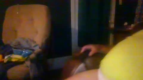 Snapshot of woperator3 chatting on February 12, 12:27 am woperator3 online show from February 12, 12:27 am
