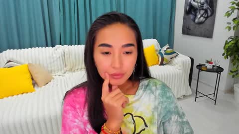 Snapshot of worldofkim chatting on January 17, 2:39 pm dudetta Kim online show from January 17, 2:39 pm