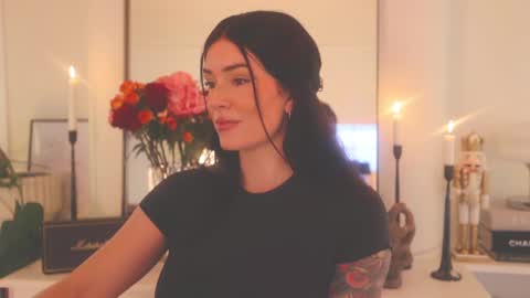 Brielle online show from December 3, 12:08 am