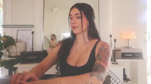 Brielle online show from February 26, 11:09 pm