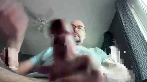 wowsah online show from October 3, 3:53 pm