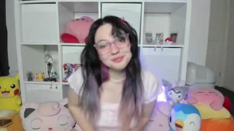 Snapshot of wrenvalentine chatting on September 9, 1:11 pm Wren Valentine online show from September 9, 1:11 pm