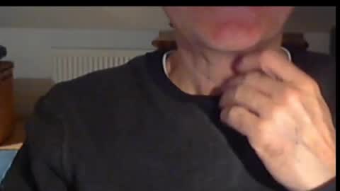 Wuki online show from February 2, 10:06 pm