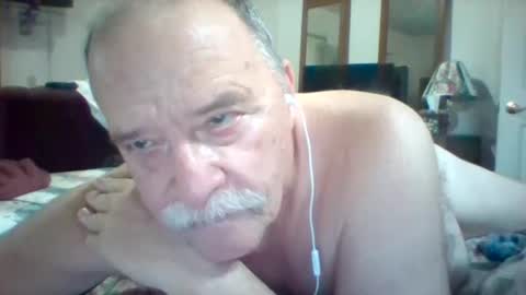 wvmountainlover online show from January 10, 3:58 pm