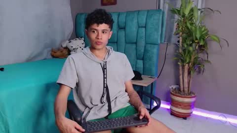 wyatt online show from January 22, 11:32 pm