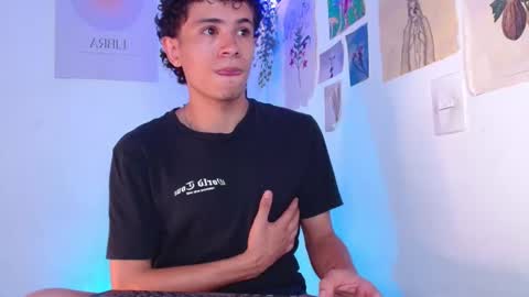 wyatt online show from December 6, 1:46 am