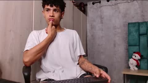 wyatt online show from January 10, 2:46 am