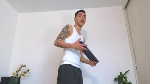 wyatt online show from September 26, 12:24 pm