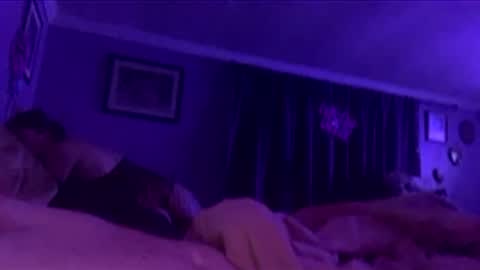 Whatyouwantbest online show from December 14, 9:37 am