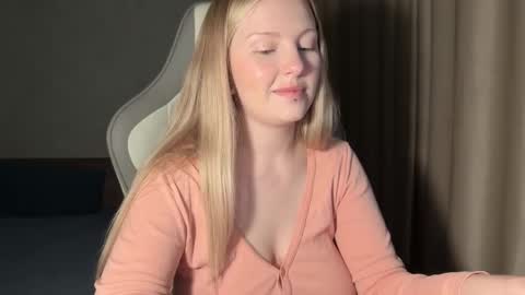 eva online show from November 12, 4:53 pm