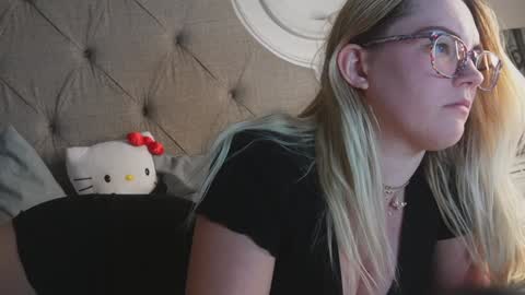 Mariah  online show from January 25, 5:51 am