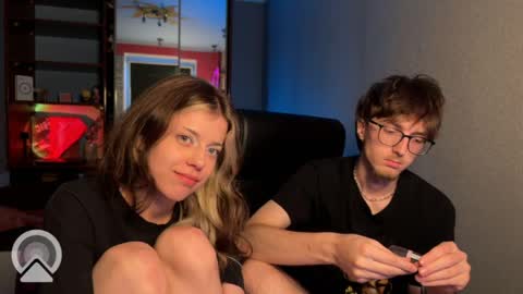 Philipp and Este online show from May 27, 1:57 am