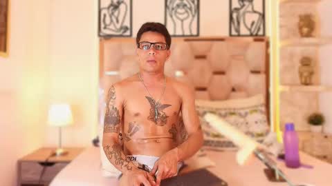 xabier online show from February 3, 10:58 pm