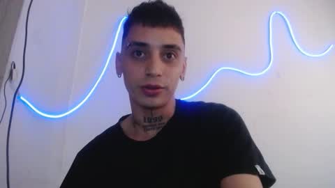 xalejo_max online show from November 30, 4:58 pm