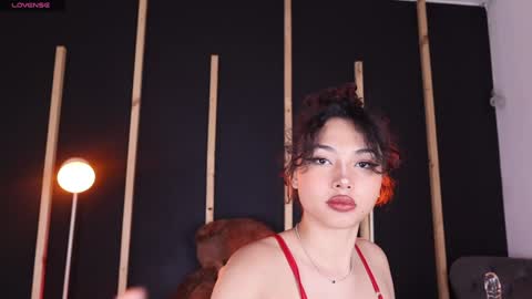 xami online show from February 3, 1:08 pm